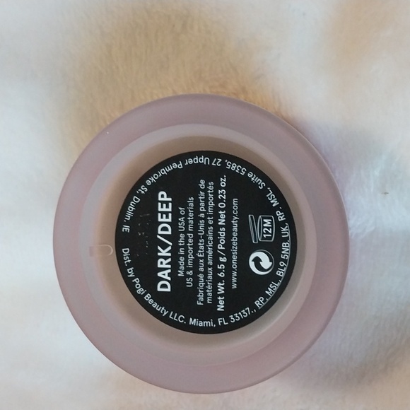 One Size Setting Powder - Picture 2 of 3